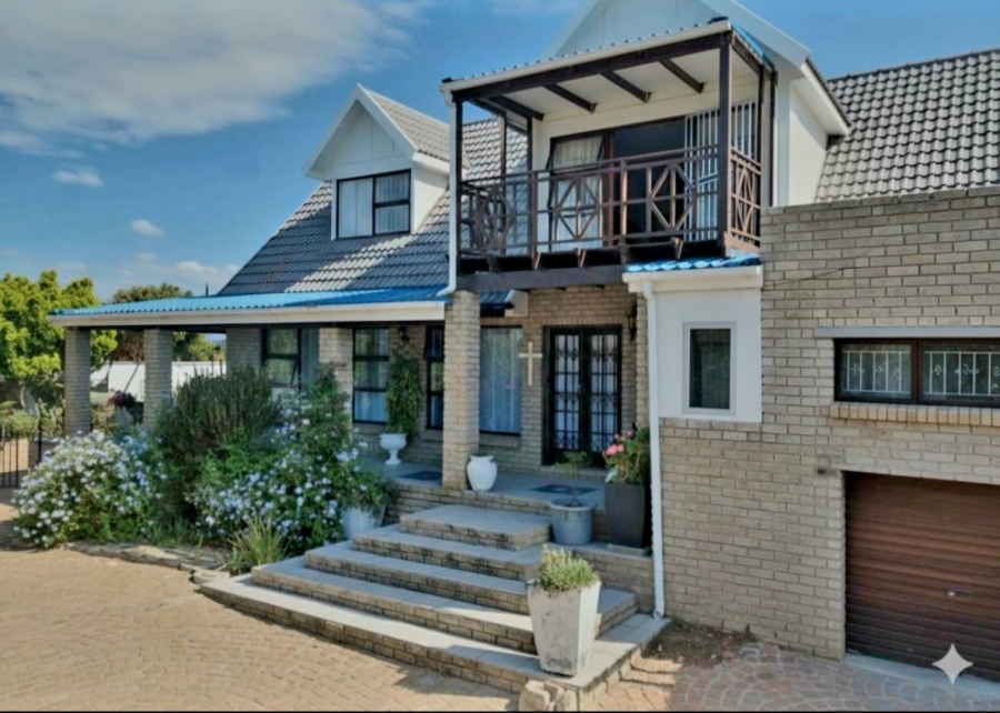  Bedroom Property for Sale in Hartenbos Heuwels Western Cape